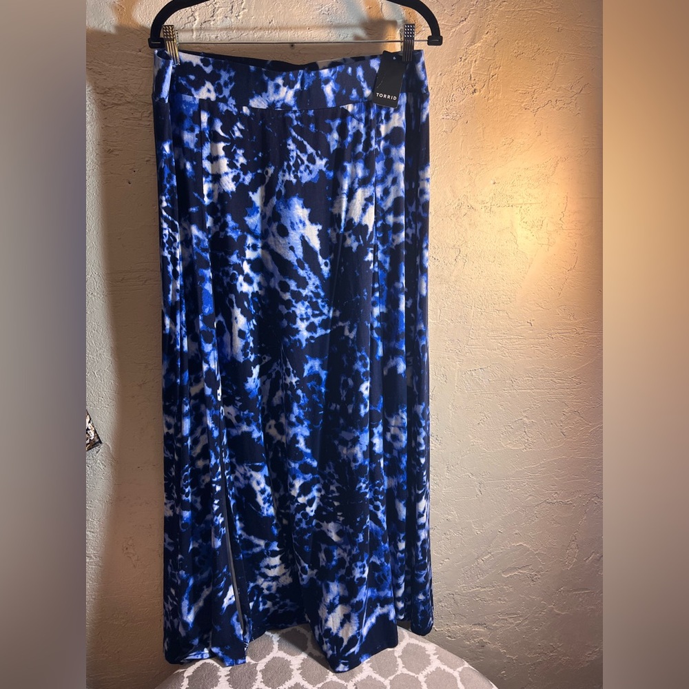 Torrid Blue White Tie-Dye Maxi Skirt 1X